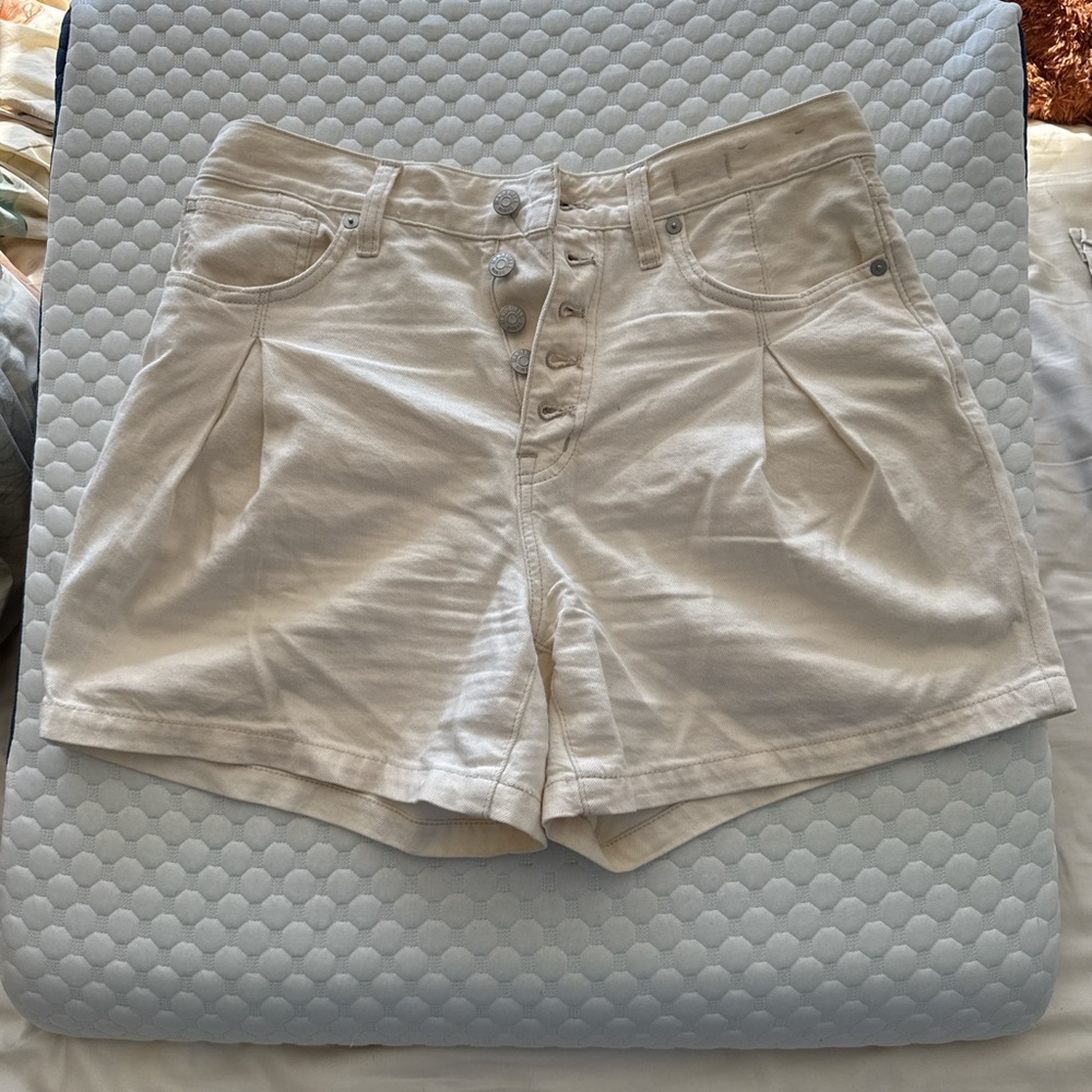 Madewell High Waist Cream Shorts